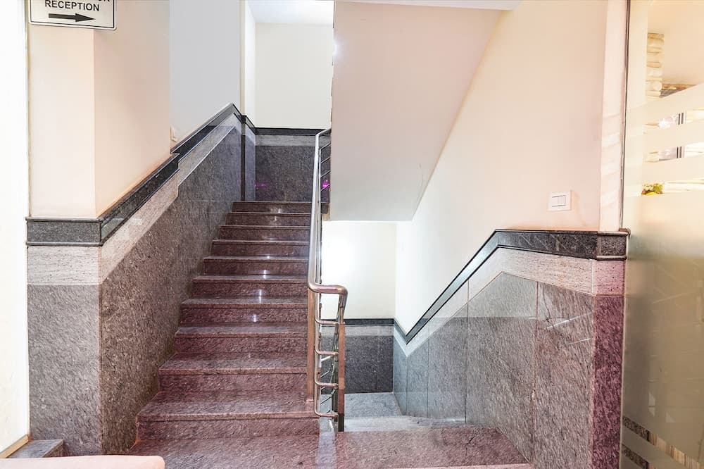 Fabhotel Sai Luxury Comforts