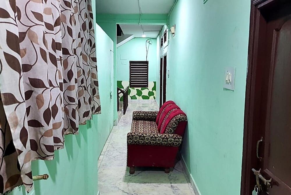 Goroomgo Krishna Kunja Puri
