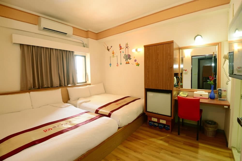 Li Qing Hotel
