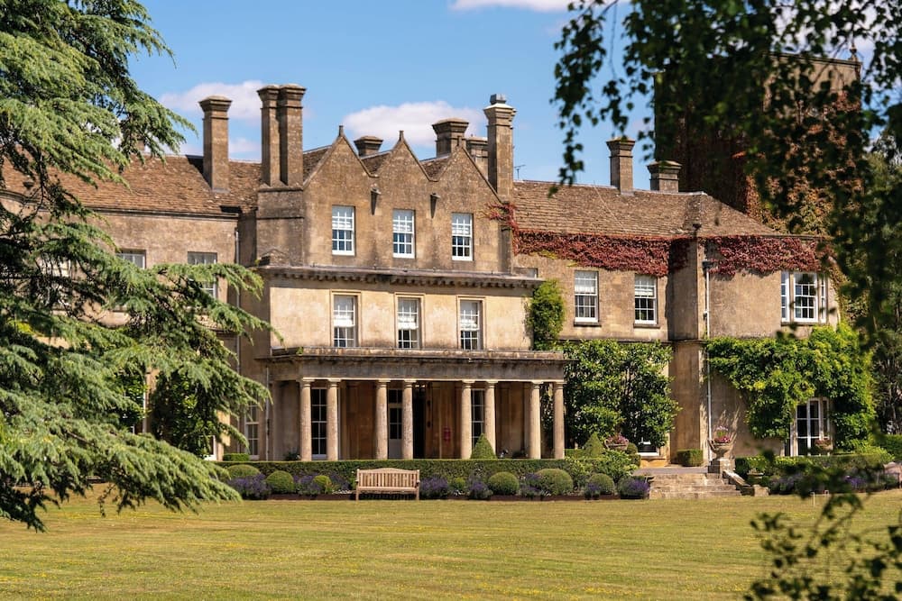 Lucknam Park, Emblems Collection