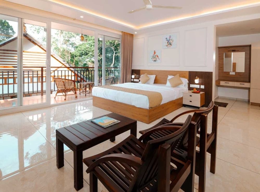 EVAARA RESORT