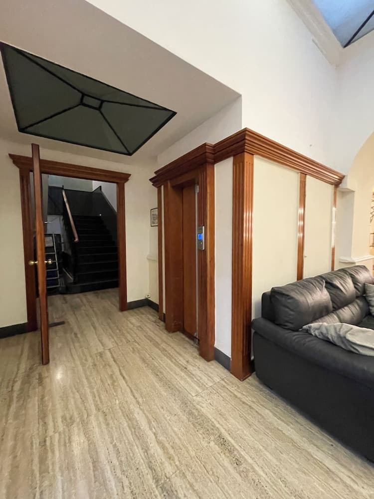 B&B Simsara
