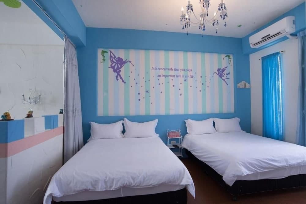 Rose Castle Hostel