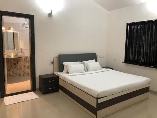 Tulips Rooms