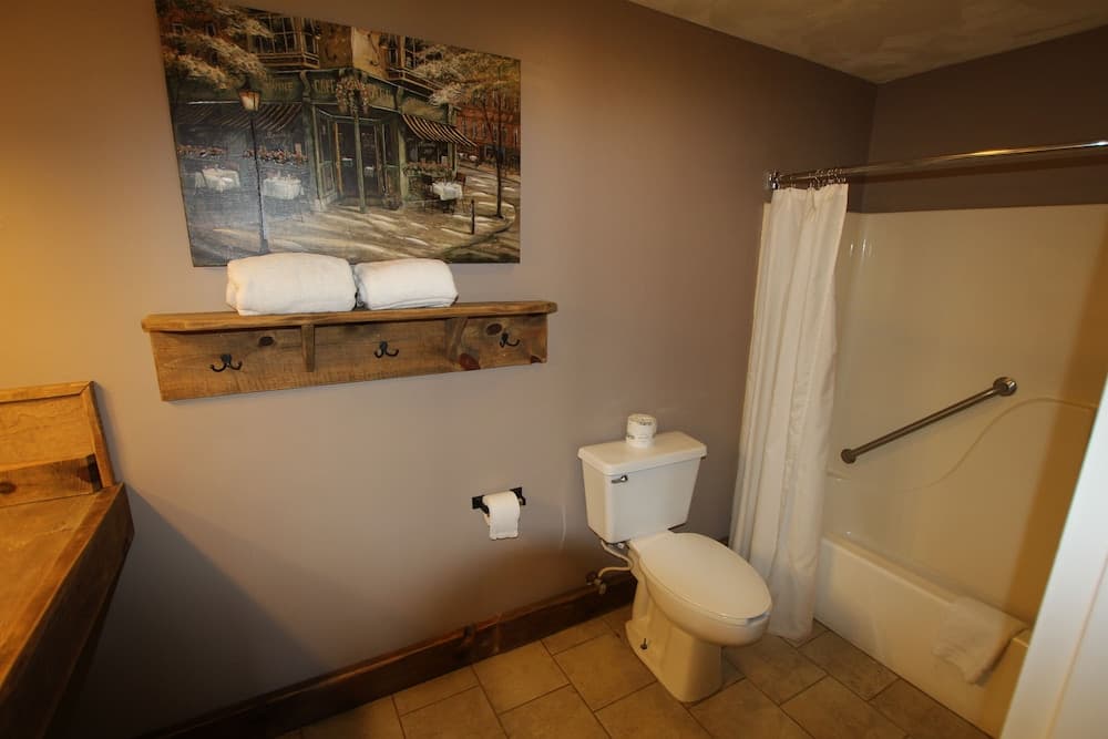 Skyline Lodge