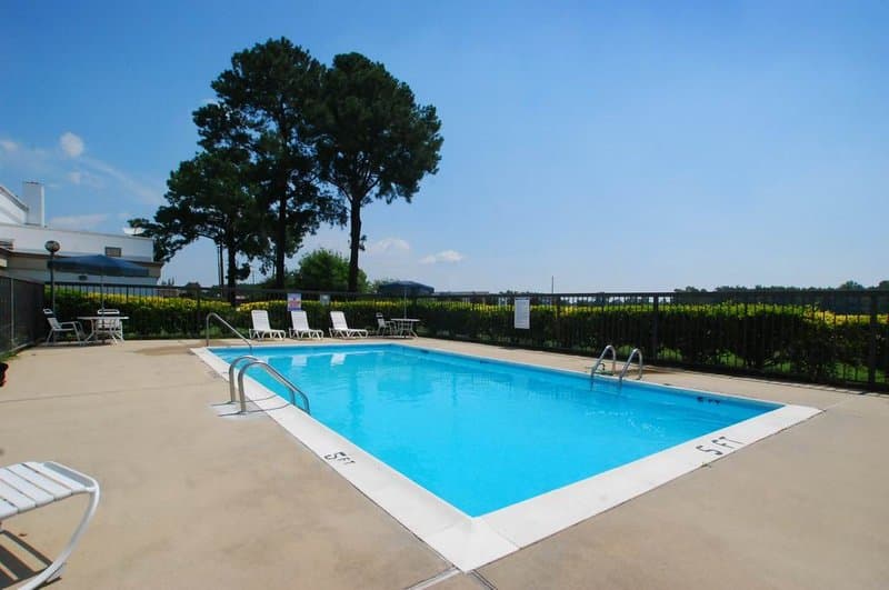 Rocky Mount Inn