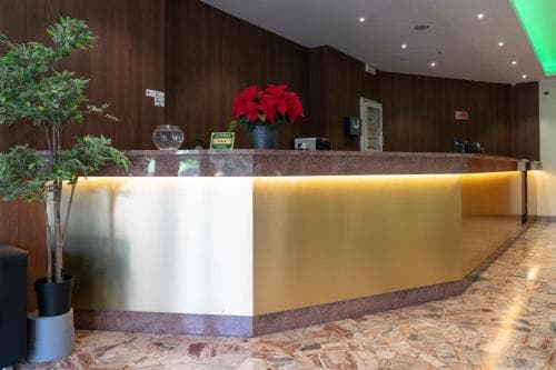 Hotel Maximum