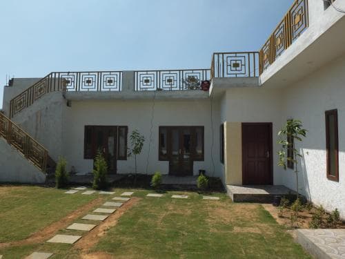 Sushmika Resorts Inn