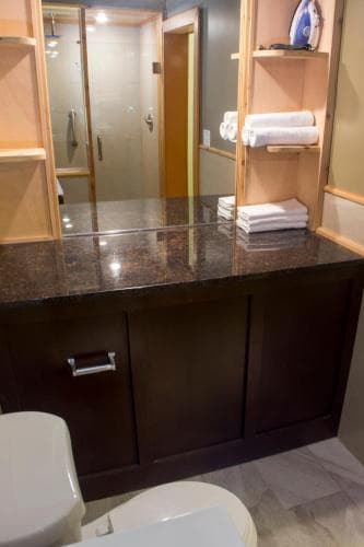 Chateau Suites