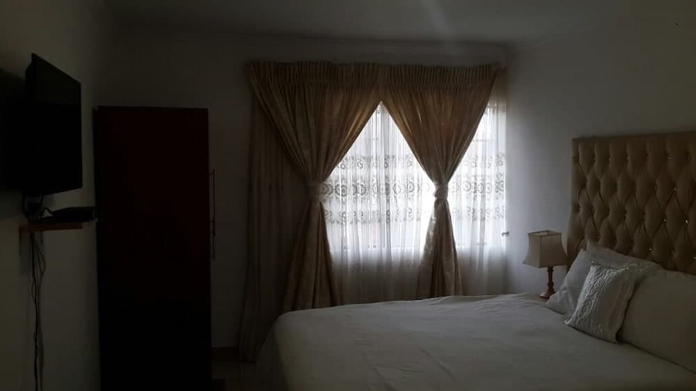 Bogadi B&B