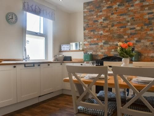 Roundabout Cottage