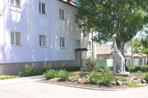 irisHotels Mariupol