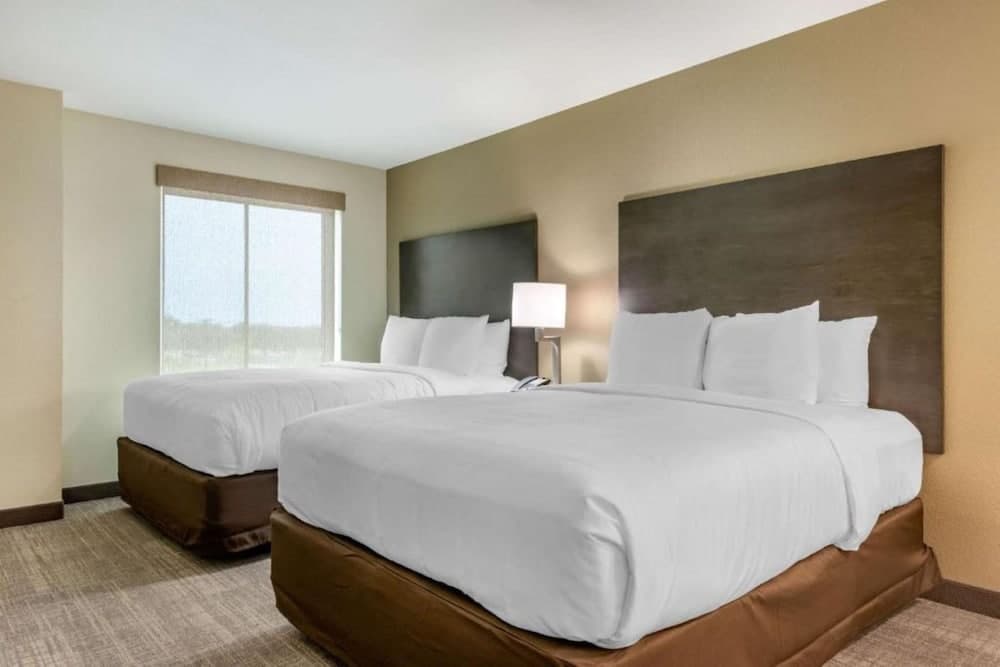 Ameniti Bay - Best Western Signature Collection