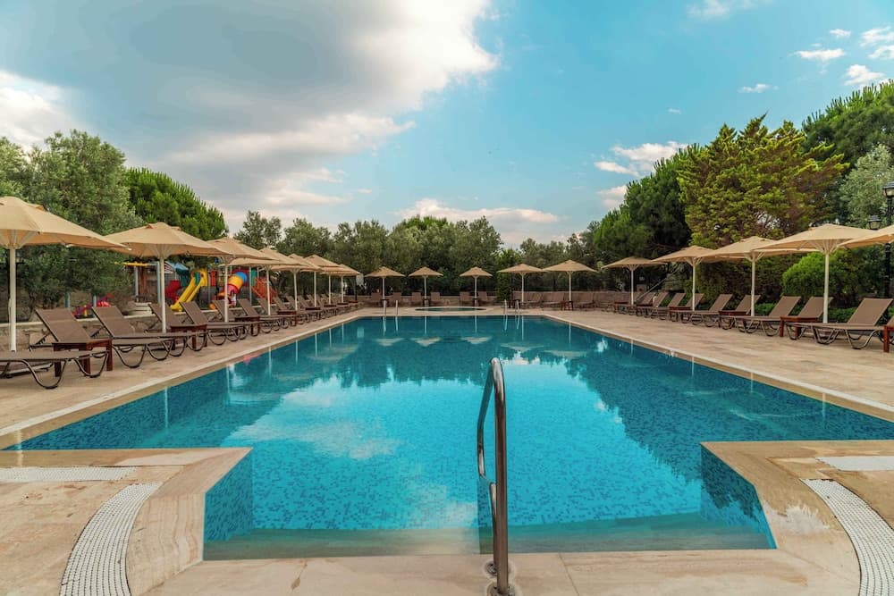 Assos Park Hotel