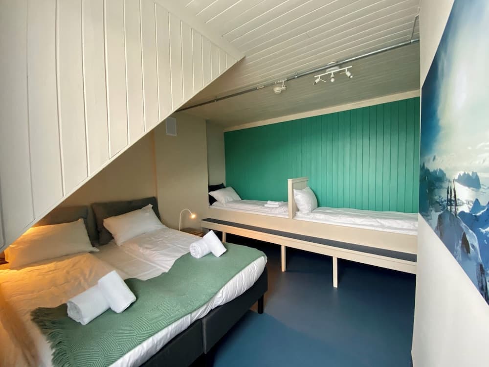 Nøtnes Midnattsol GuestHouse
