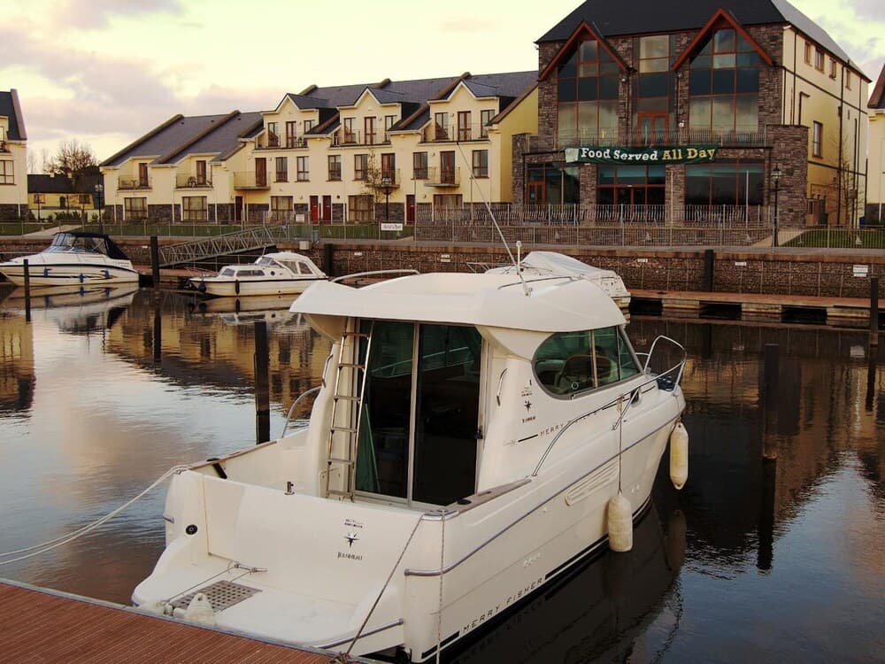 Leitrim Marina Hotel