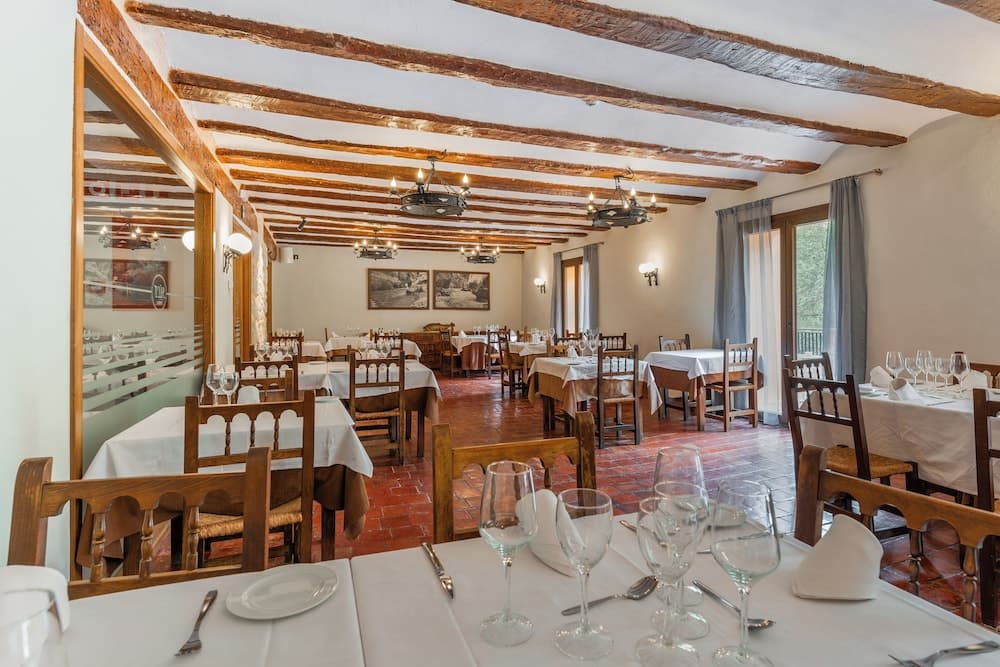 De La Trucha Hotel