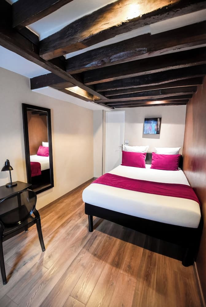 Hotel Pax Opera
