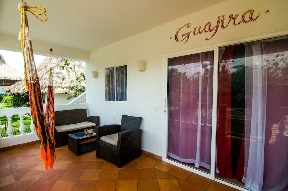 Primaluna Beach Hostel