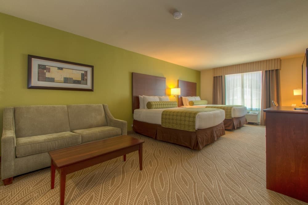 Cobblestone Inn And Suites