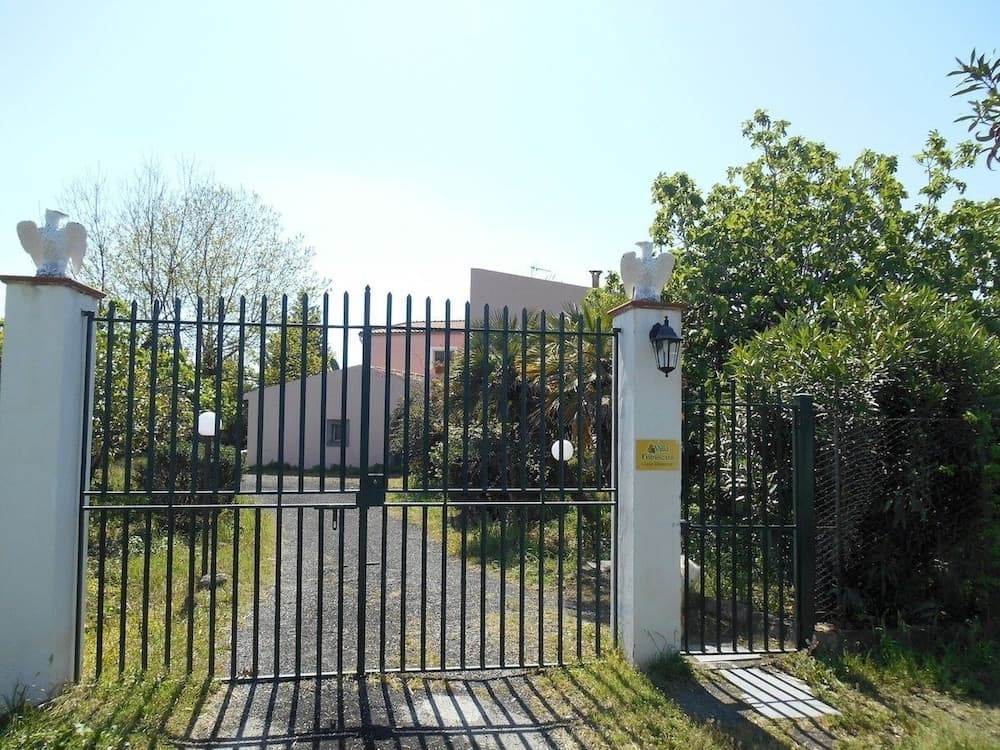 Villa Hibiscus