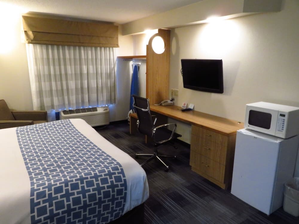 Rodeway Inn Austell Six Flags