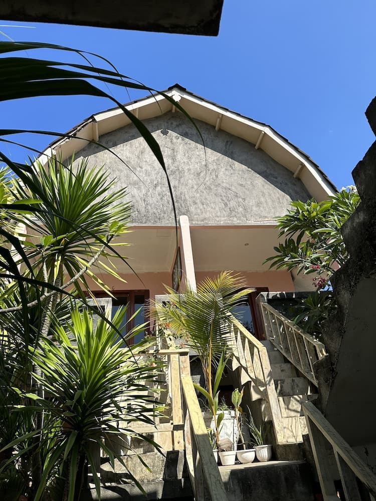 Jamess Bungalow