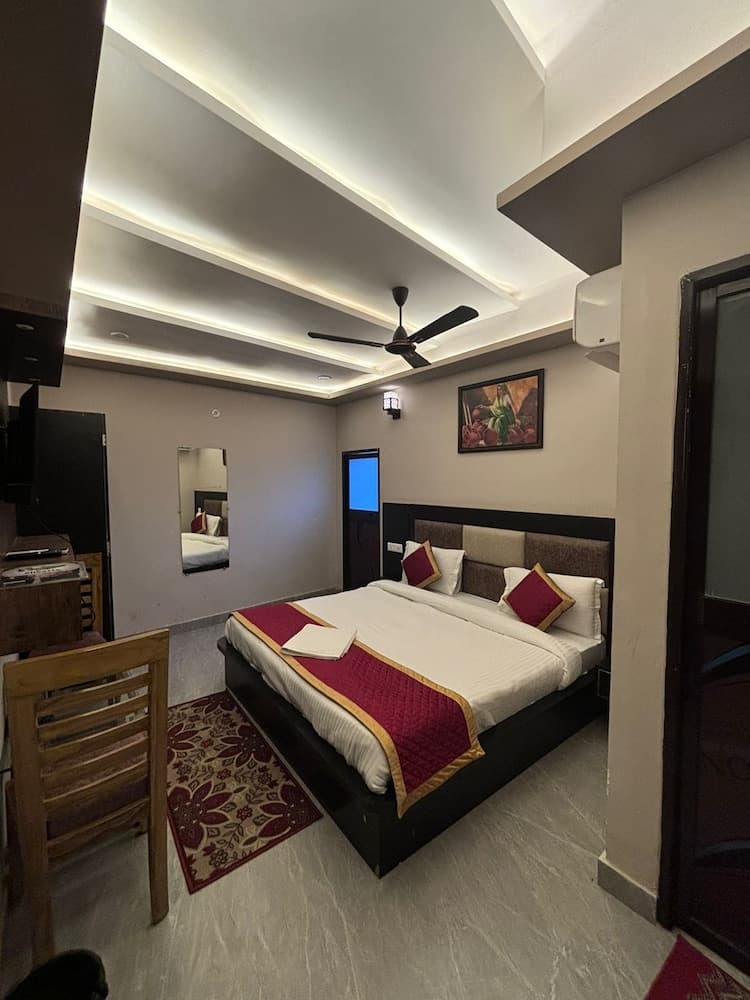 Hotel PS Residency