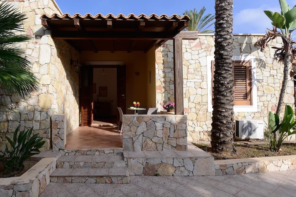 Oasis Hotel Residence & Resort