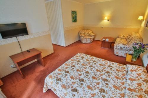 Ukraina Hotel