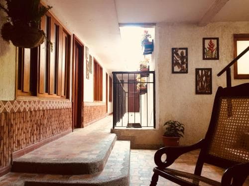 Bed & Breakfast 7-96