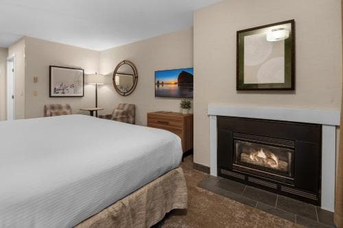 Schooners Cove Inn