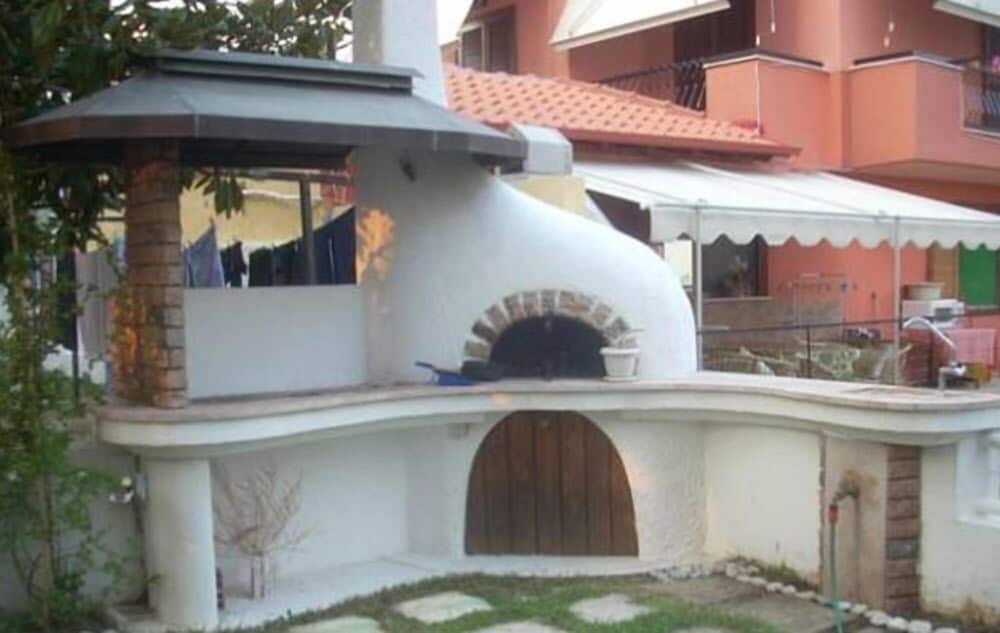 Dimis Studios and Apartments
