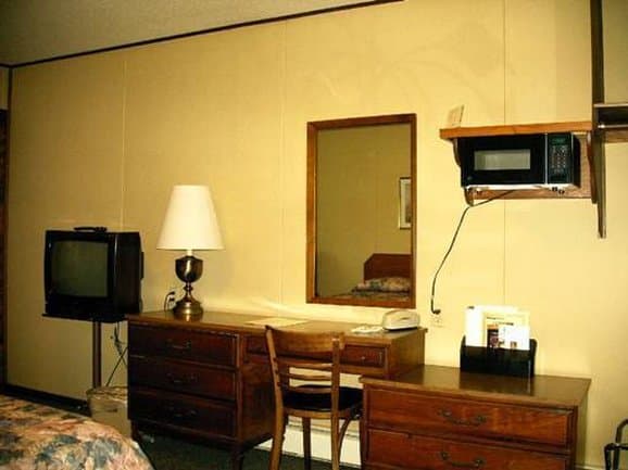 Budget Inn