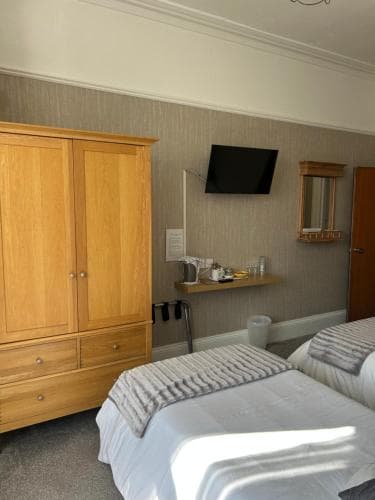 The Milton Lodge