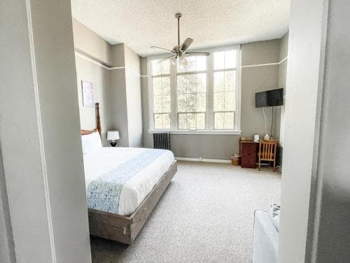 Northside School Bed & Breakfast