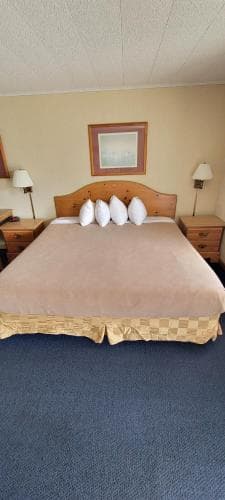 Thunderbird Inn