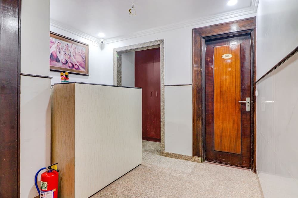FabHotel Rayplus