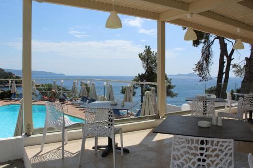 Paradise Hotel