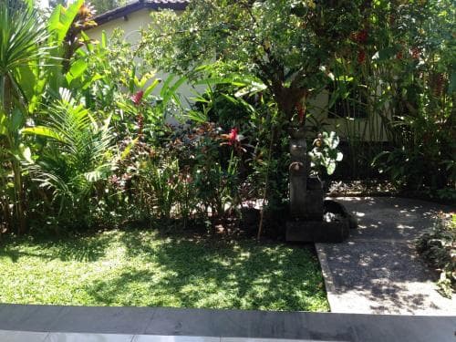 Moning House