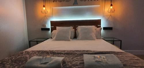 Ch Otello Rooms Madrid