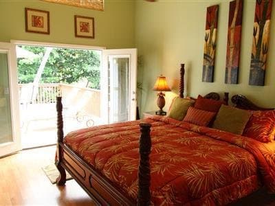 Honu Kai Bed & Breakfast