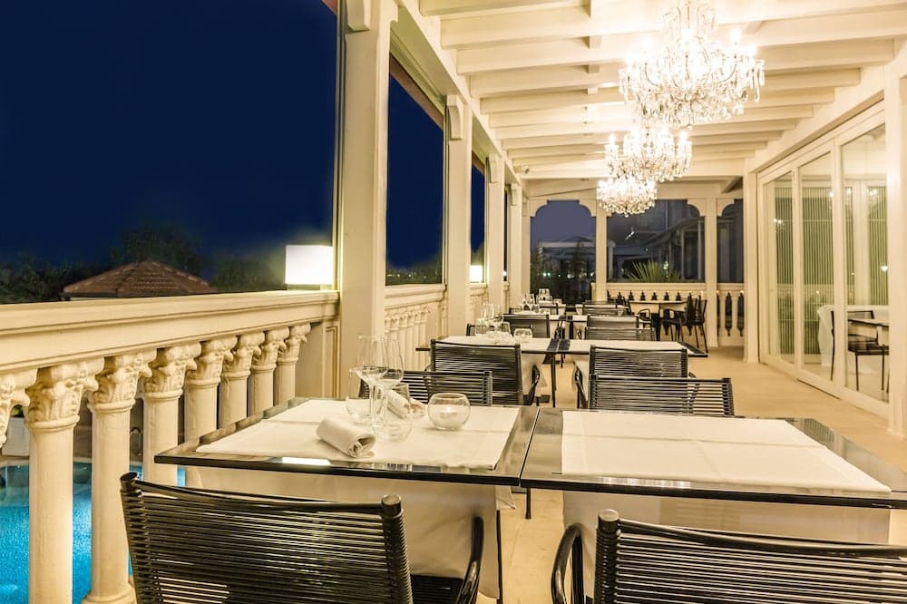 Hotel Carducci 76