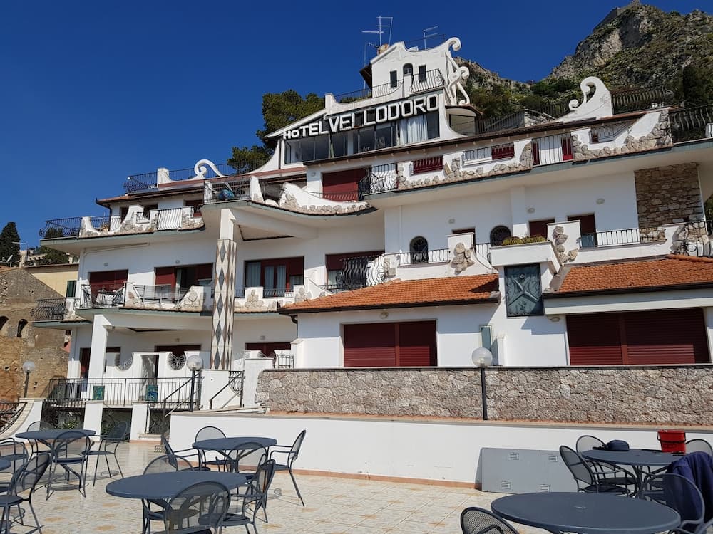 Hotel Vello d Oro
