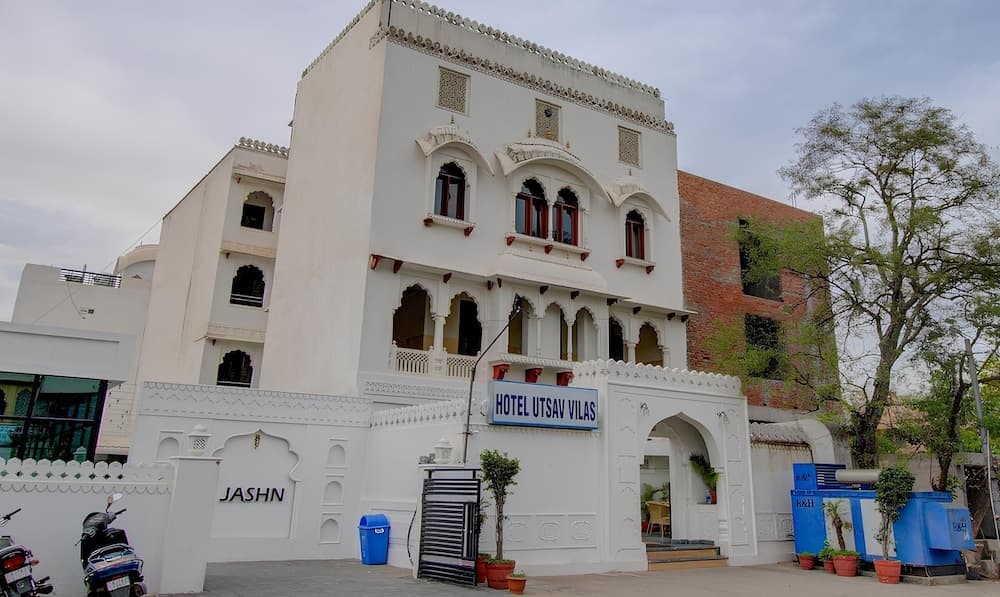 Utsav Vilas