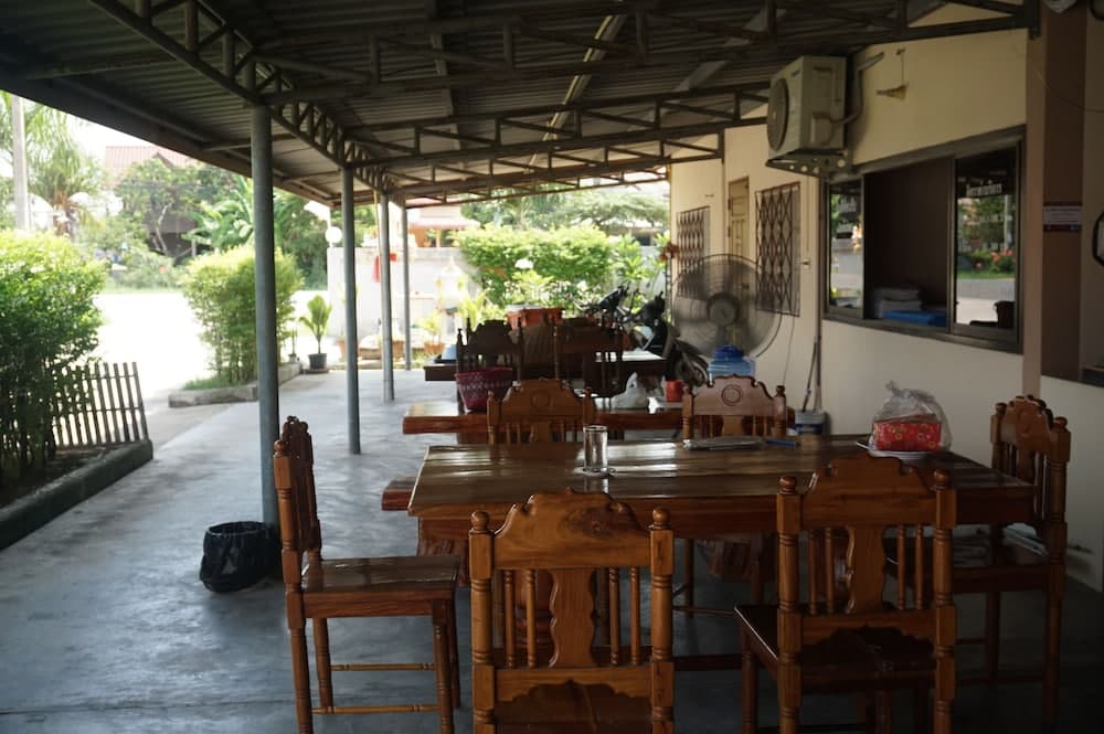 Khansuk Resort