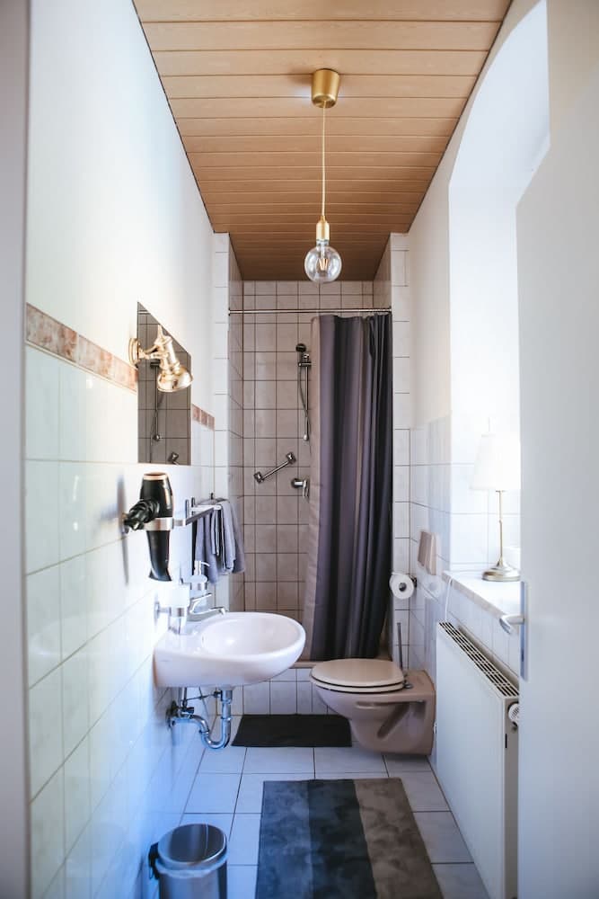 Apartone