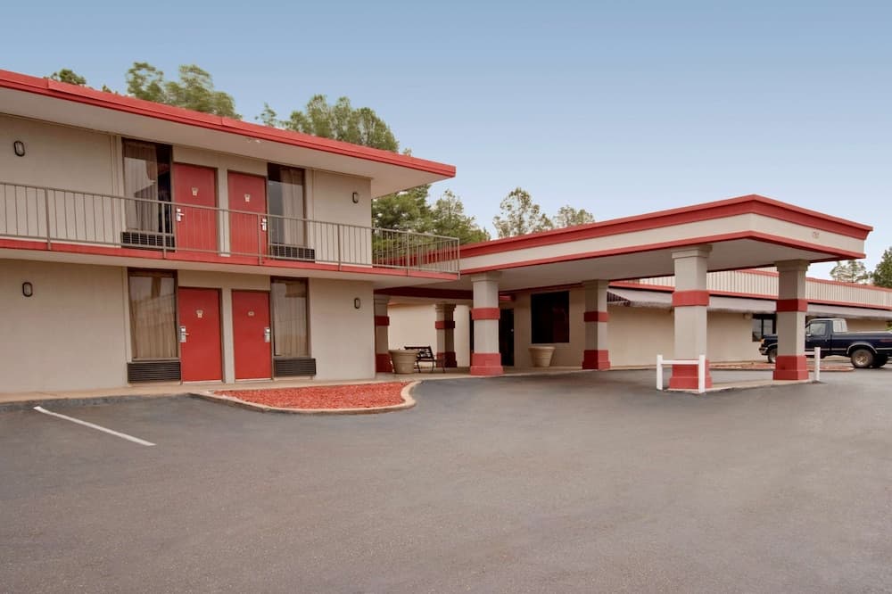Americas Best Value Inn Grenada