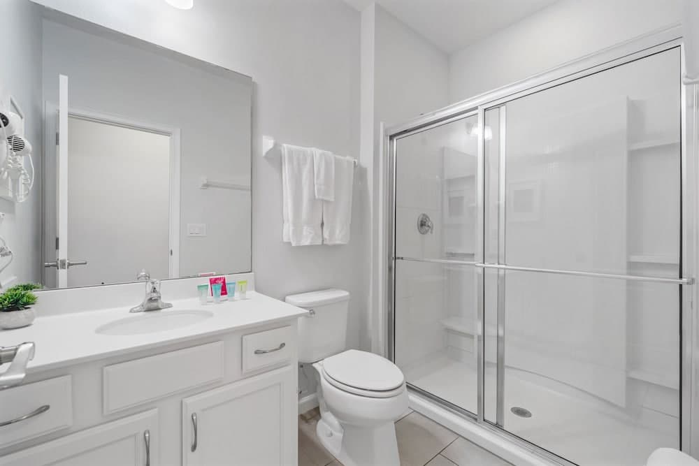 8005 Oak Shadow Ct