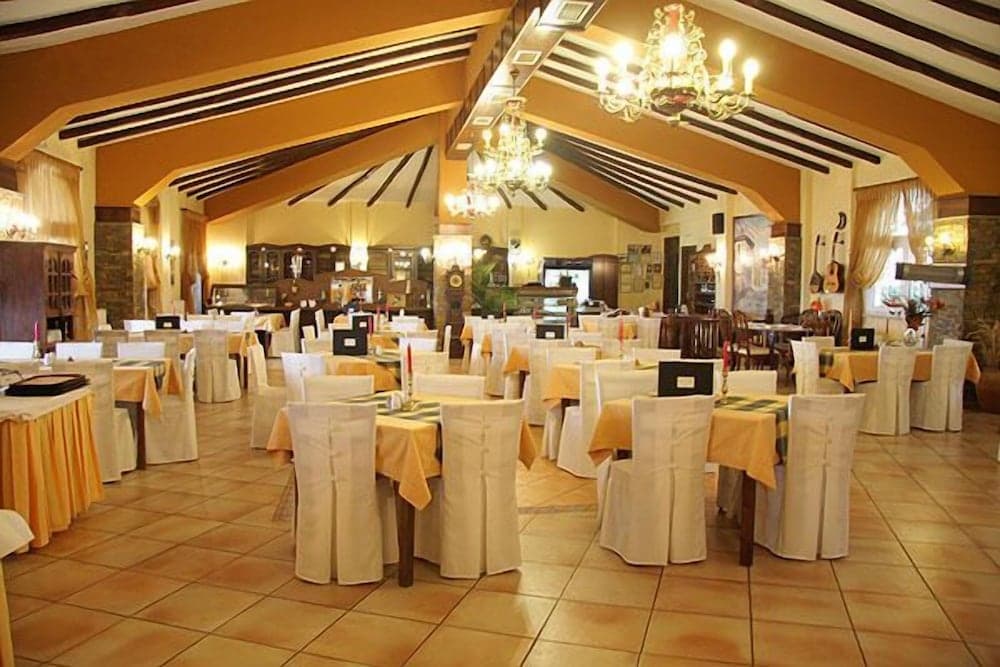 Mythos Hotel